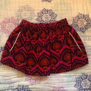 3-6 month beautiful patterned skirt from Peek brand with pockets!